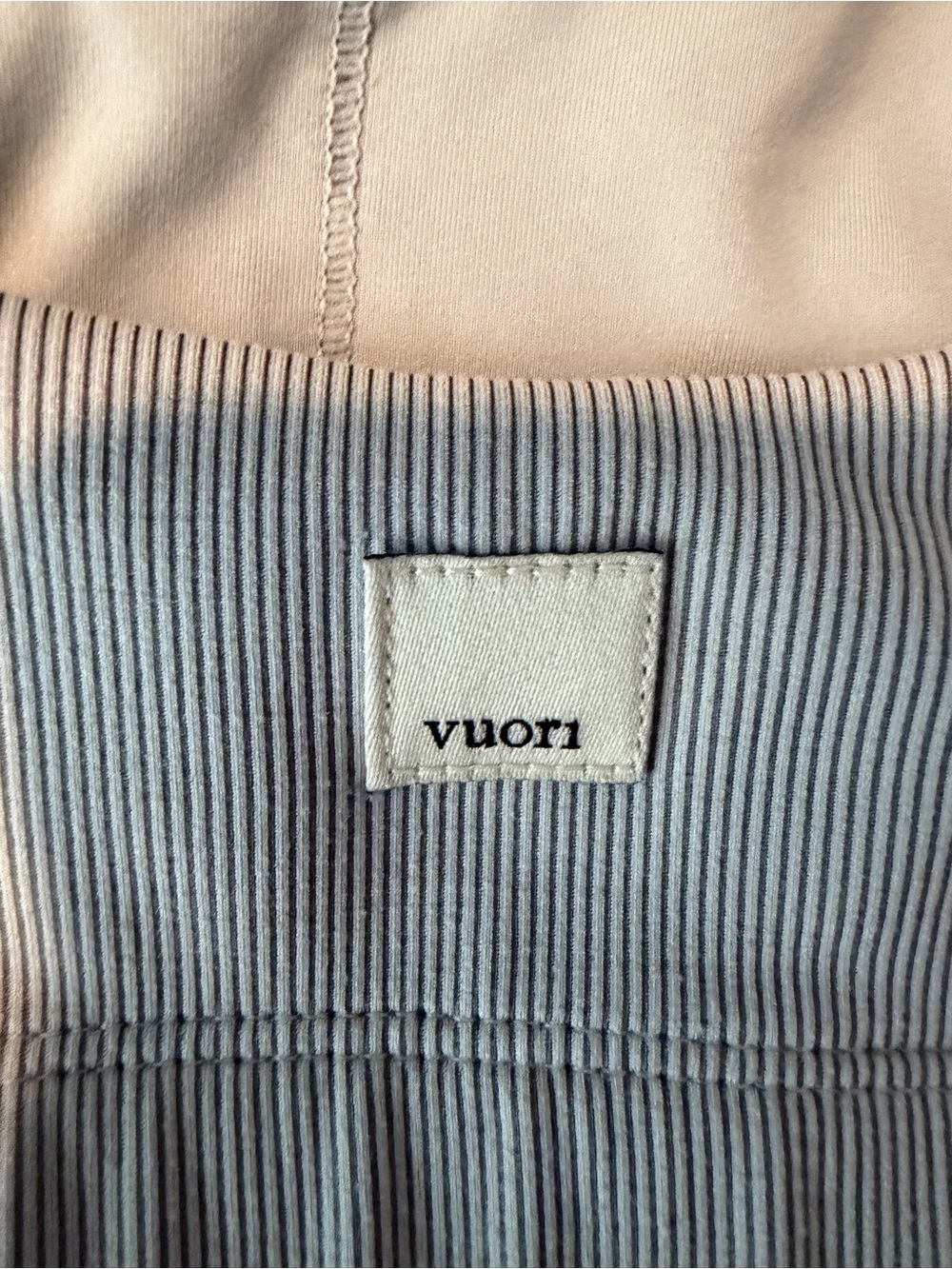 Vuori Ribbed Scoop Bralette - Light Gray - Picture 3 of 8